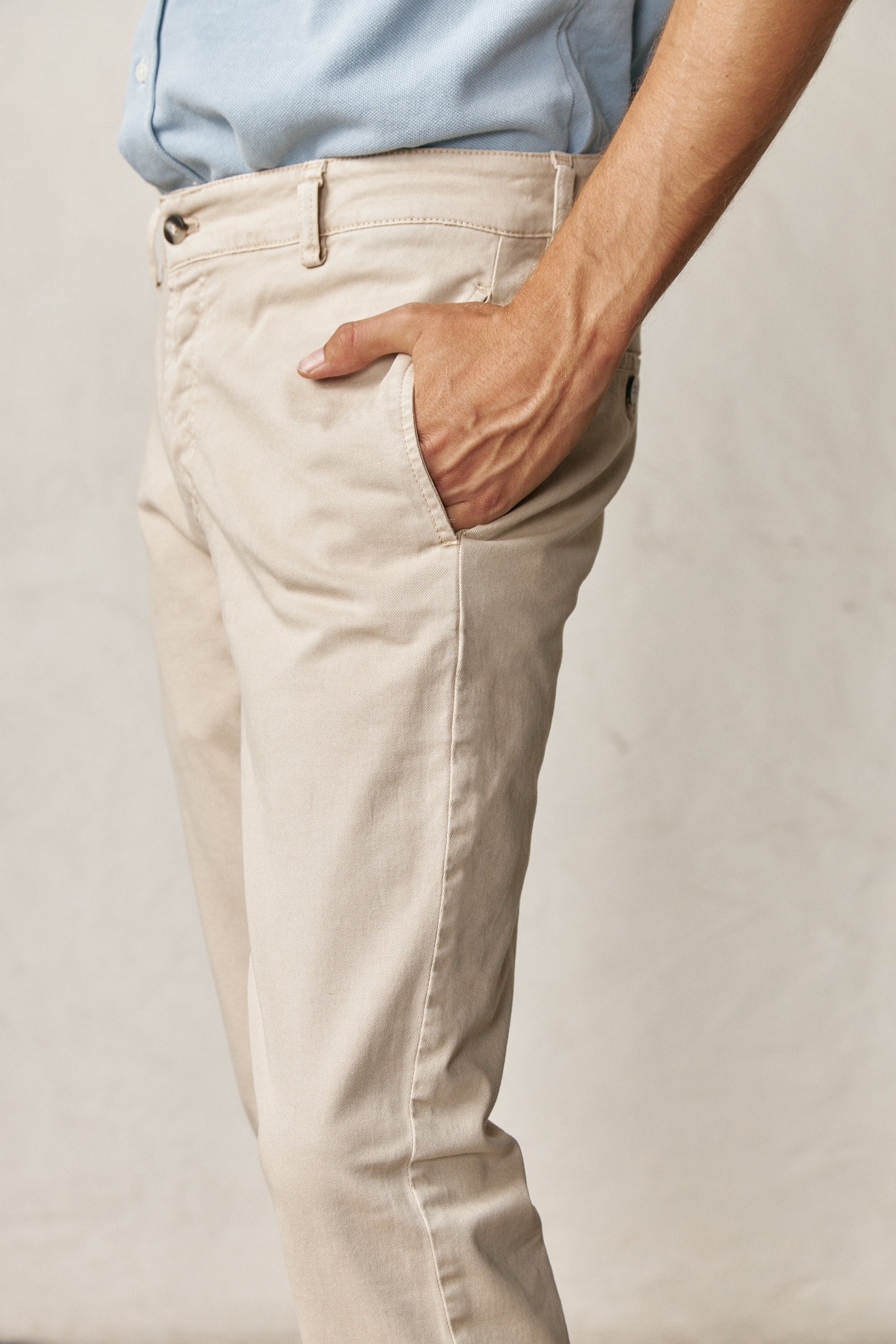 Pantalón Chino - Beige Tostado - Fernando de Cárcer