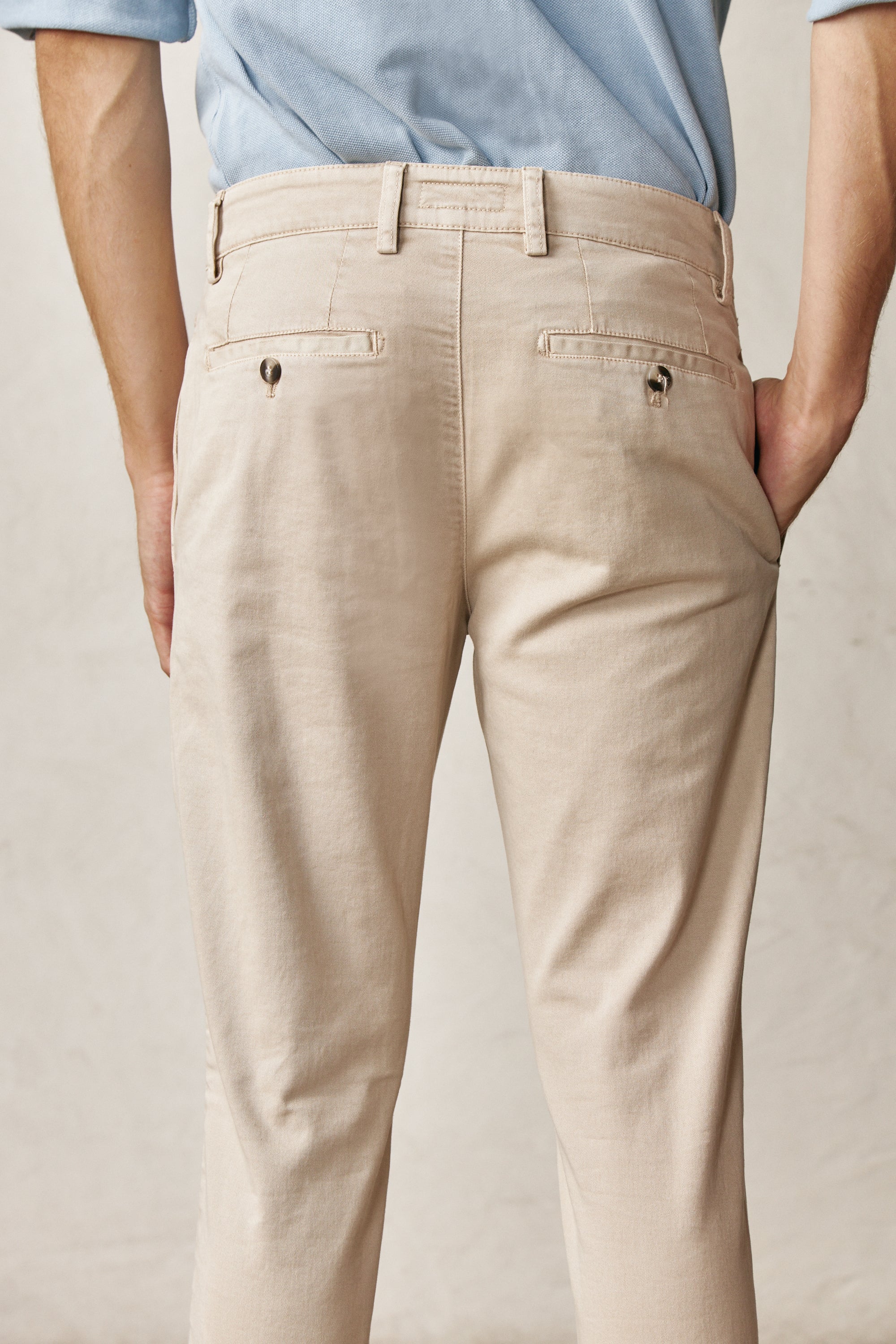 Pantalón Chino - Beige Tostado - Fernando de Cárcer