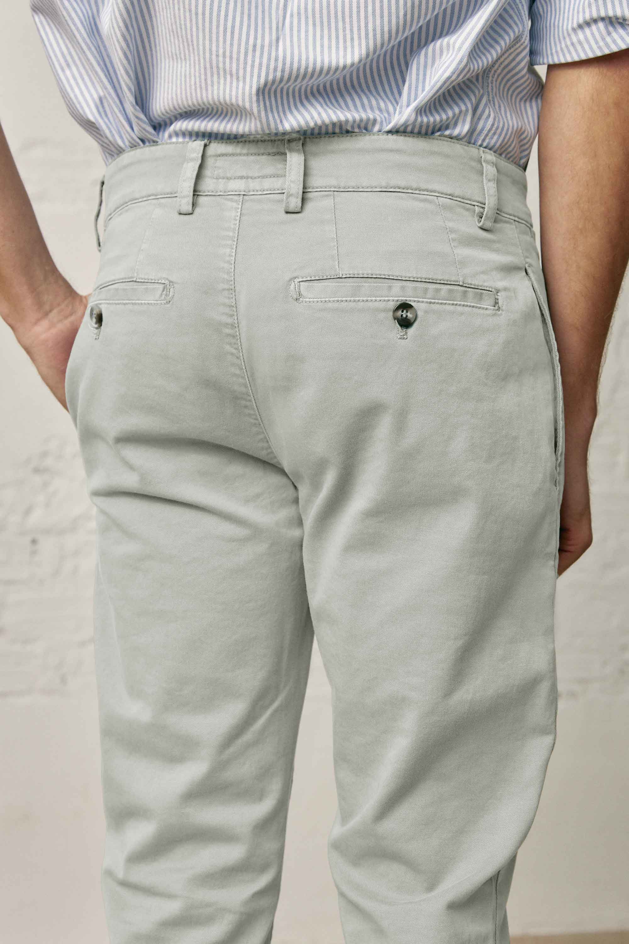 Pantalón Chino Bóvary - Verde Claro - Fernando de Cárcer