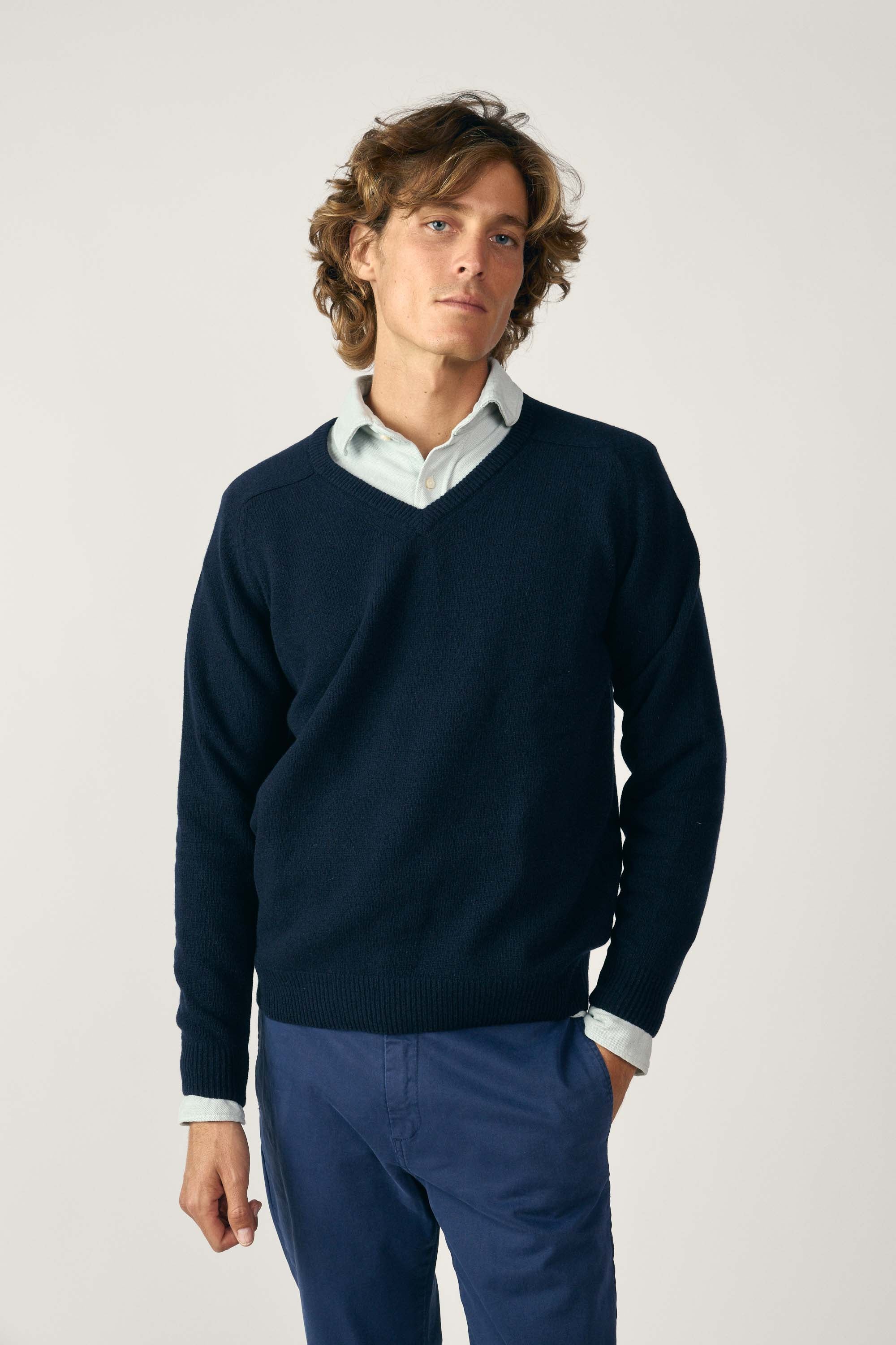 Jersey Cuello Pico Lambswool - Azul Marino