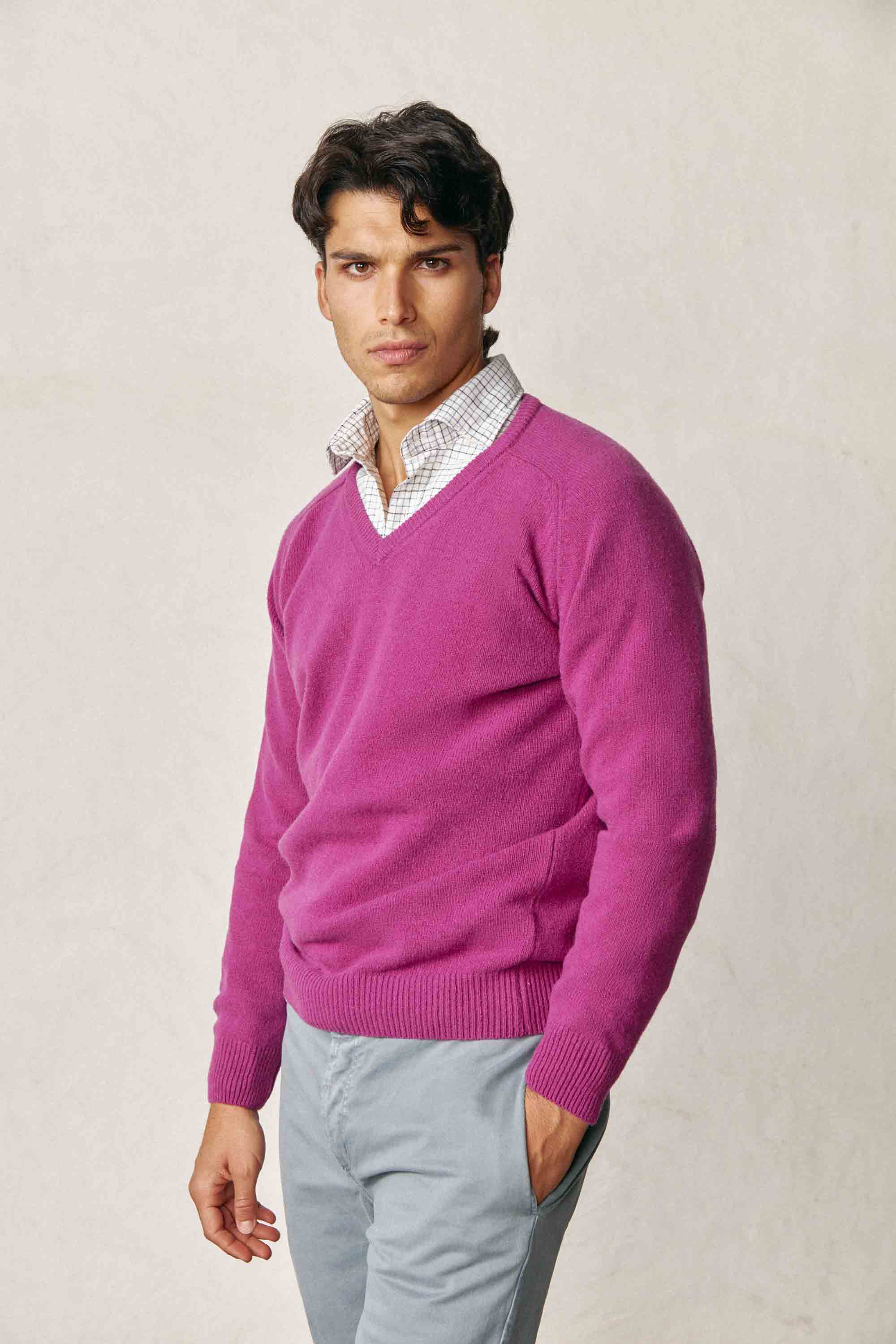 Jersey Cuello Pico Lambswool - Morado