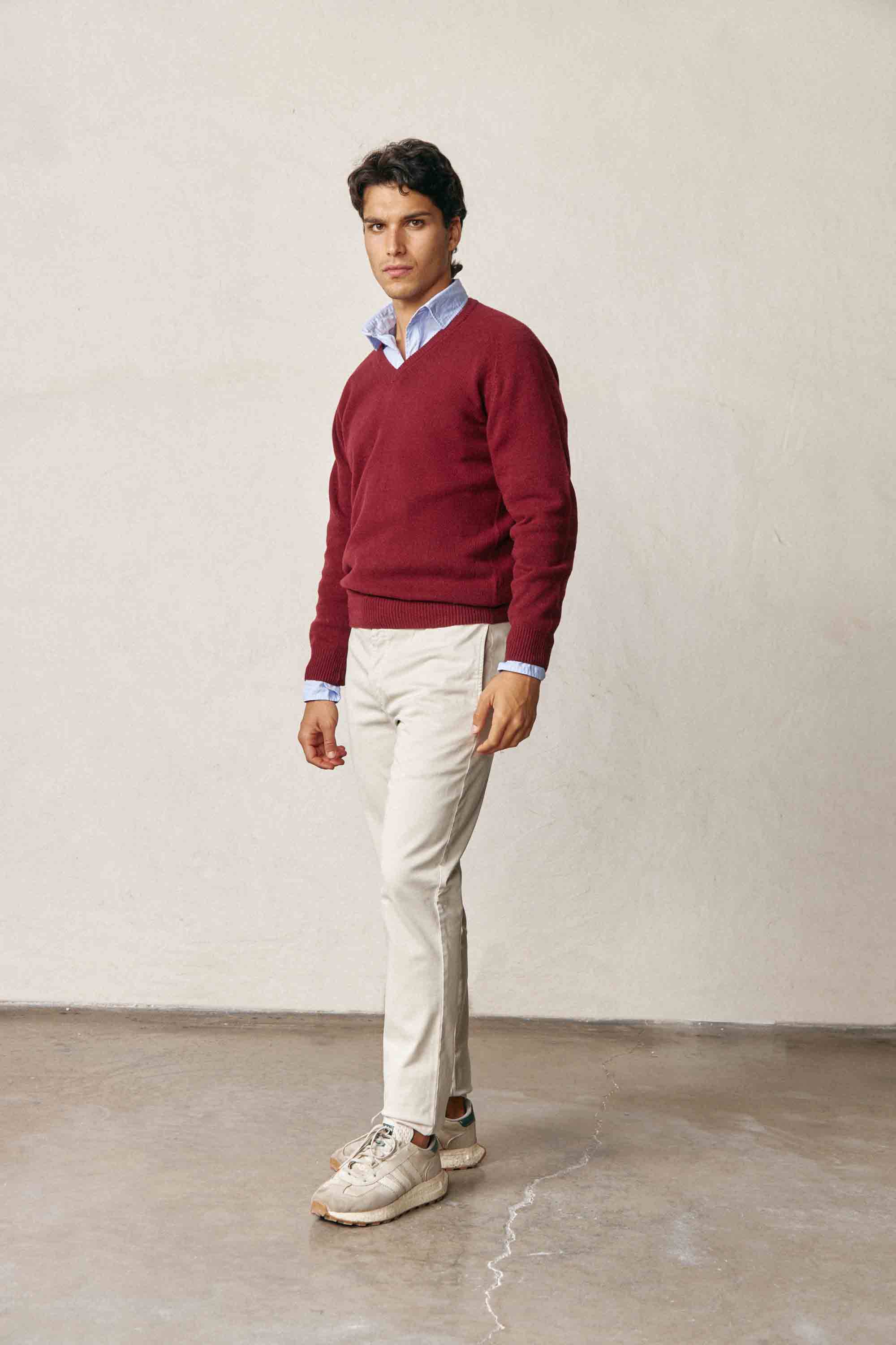 Jersey Cuello Pico Lambswool - Burdeos