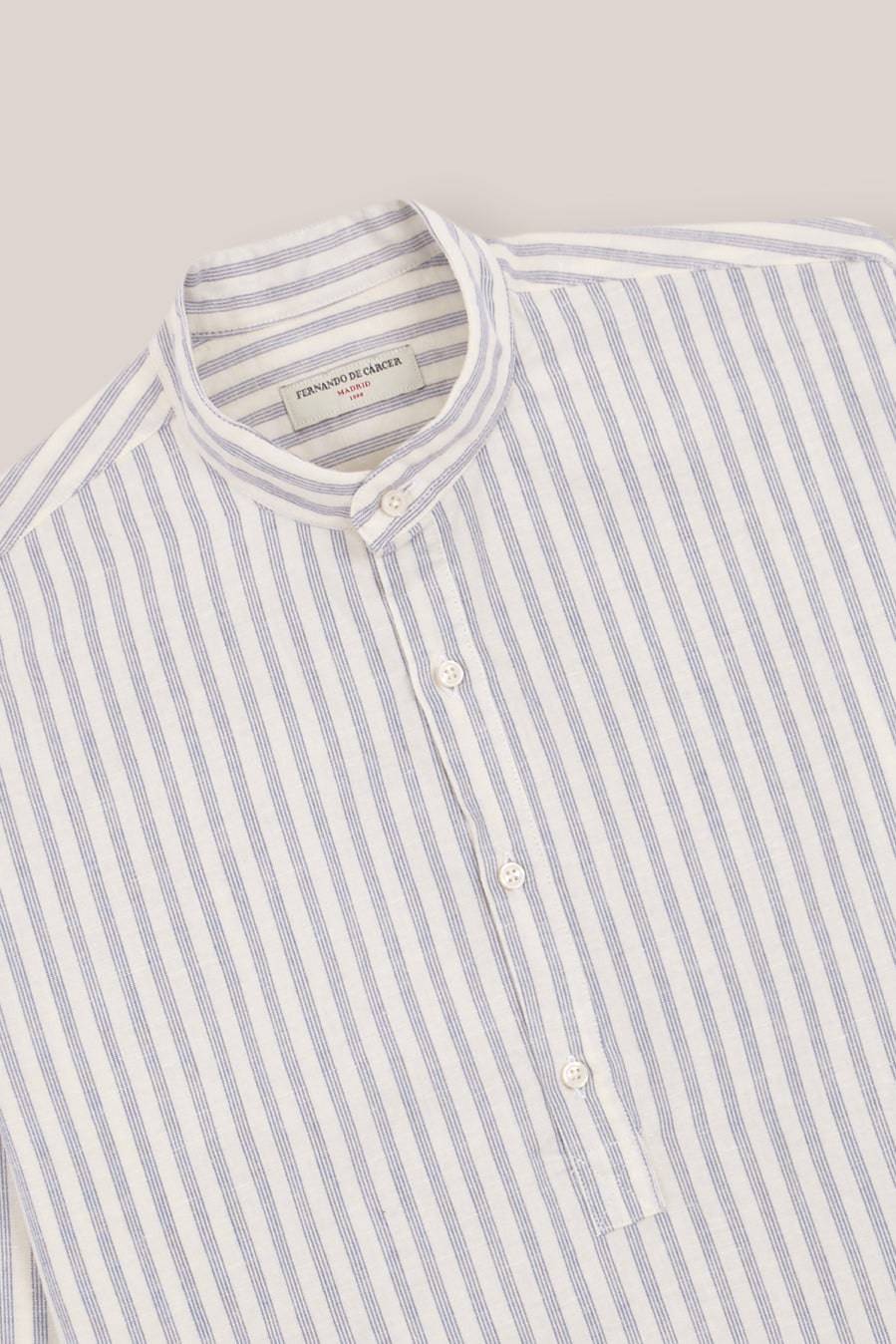 Polera de Algodón Cuello Mao - Crudo Rayas Azules - Fernando de Cárcer