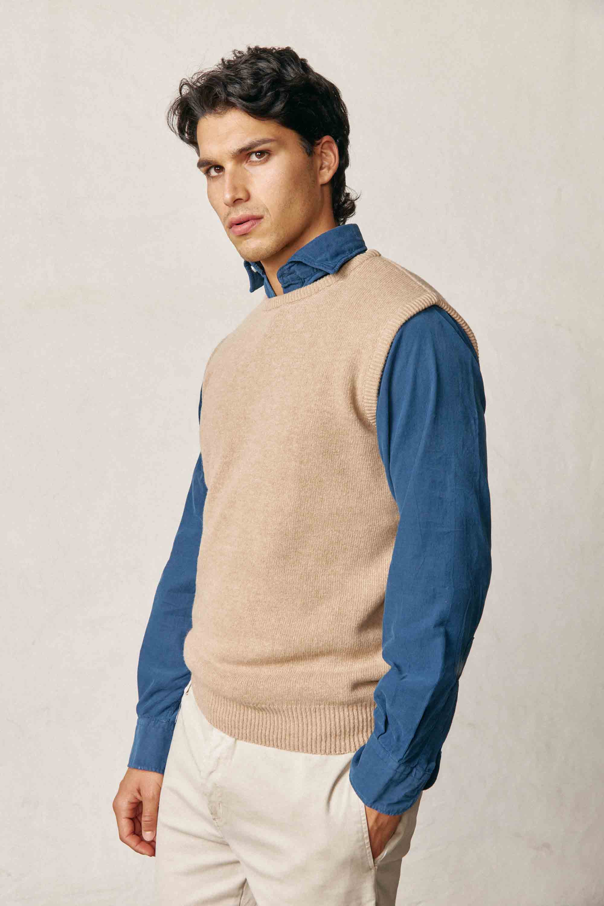Chaleco Lambswool Cuello Redondo - Beige - Fernando de Cárcer