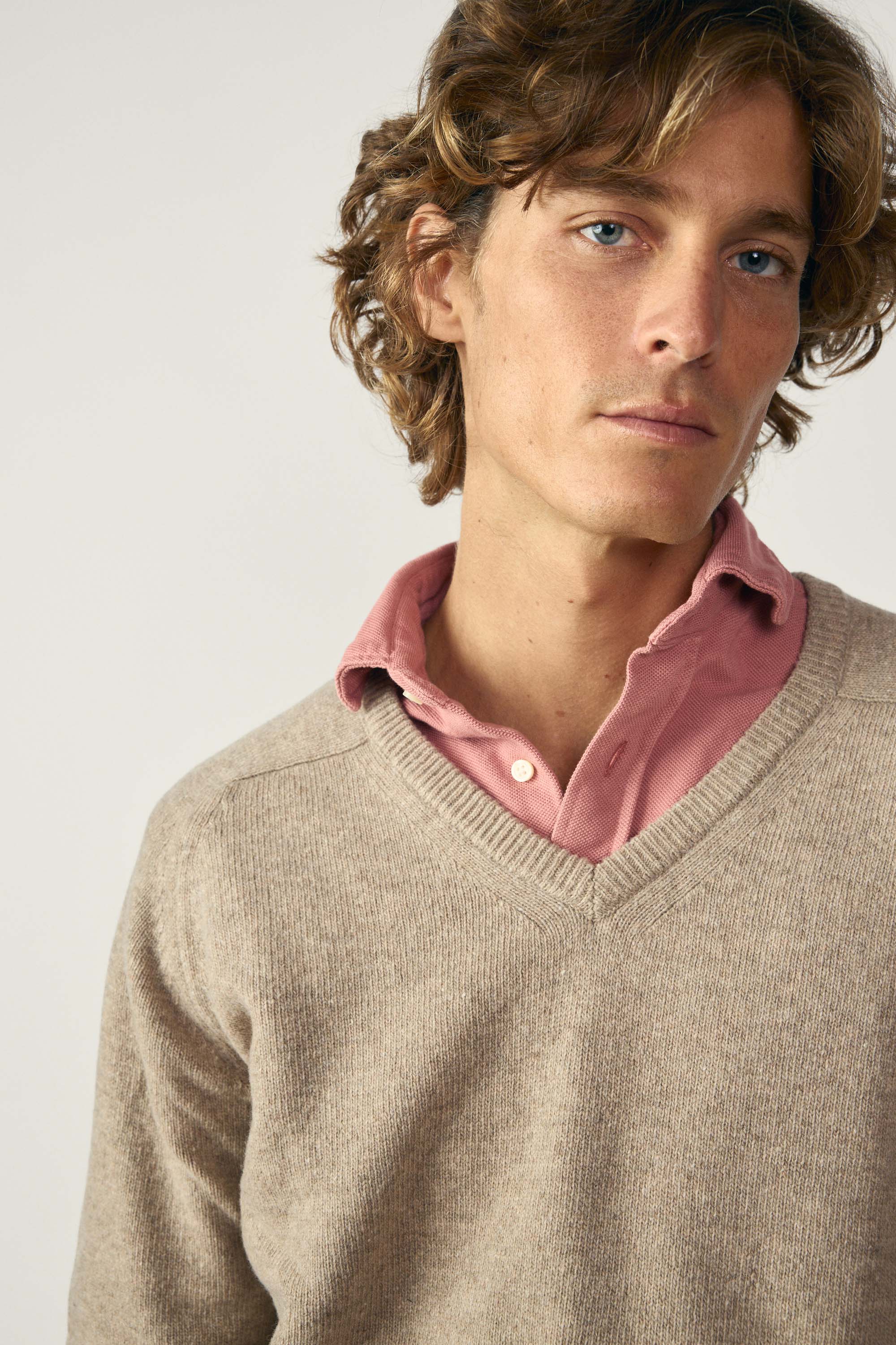 <tc>Sweater</tc> Lambswool V-neck - Tan Beige