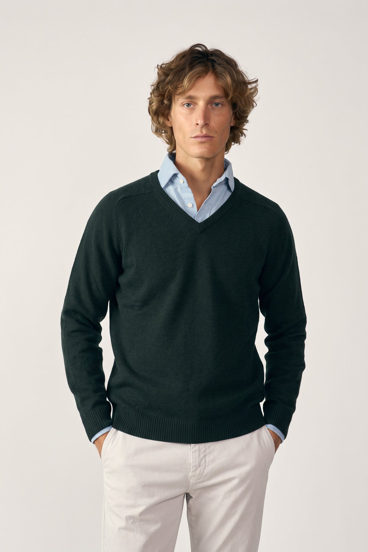 Jersey Cuello Pico Lambswool - Verde Caza