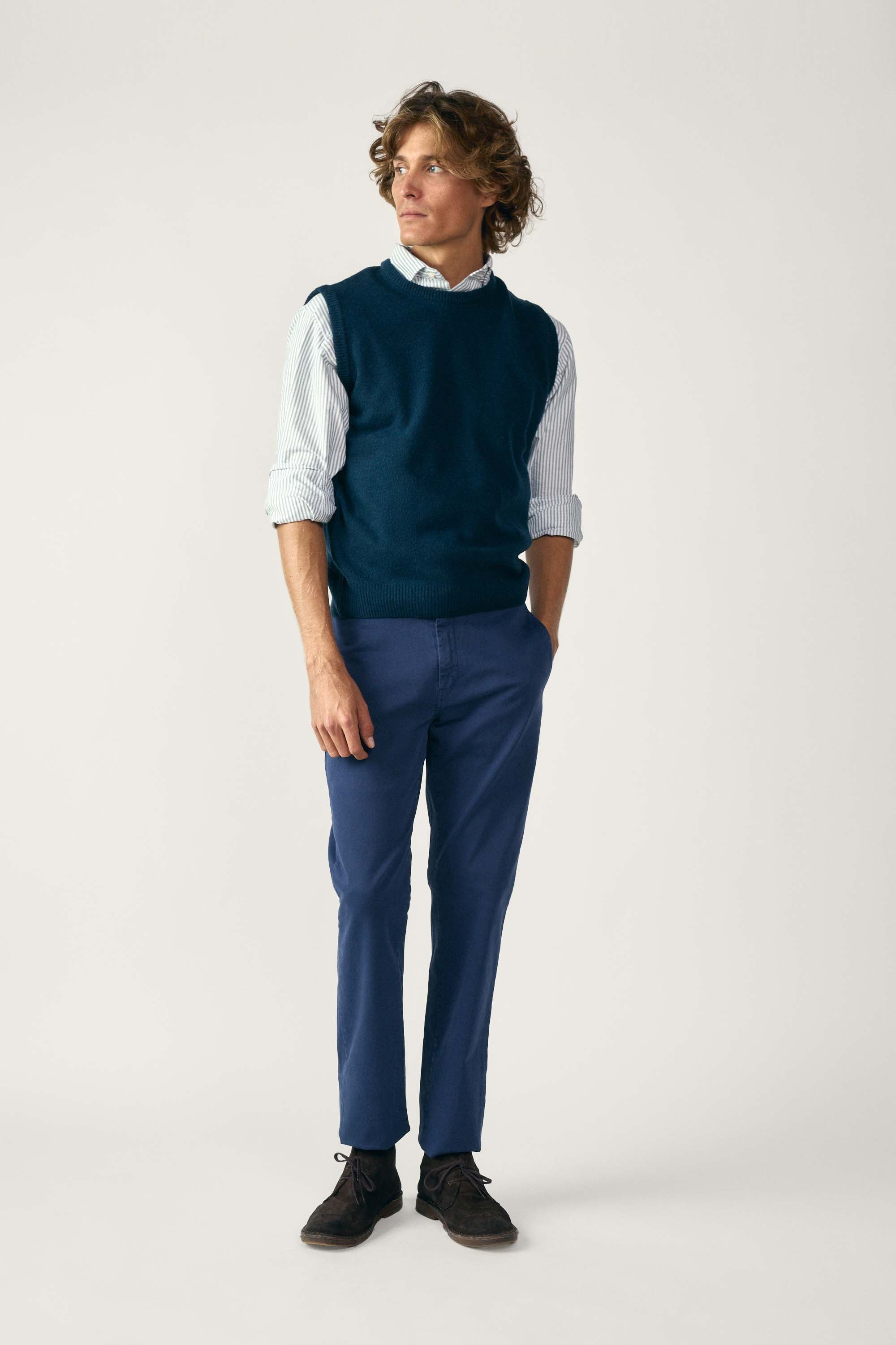 Chaleco Cuello Redondo Lambswool - Azul Petróleo