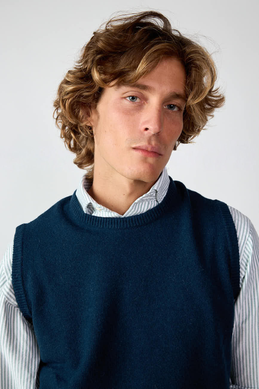 Chaleco Cuello Redondo Lambswool - Azul Petróleo