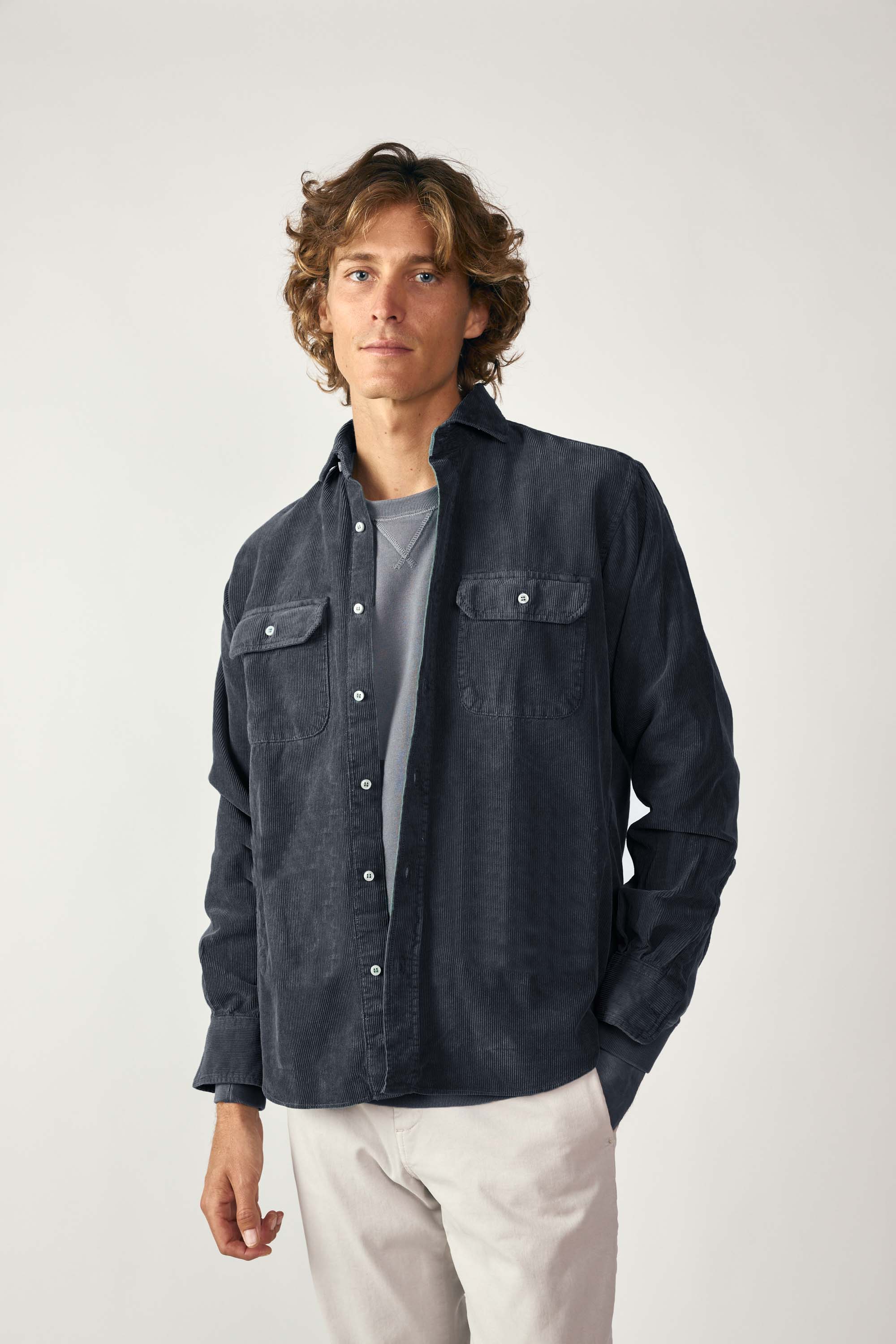 Camisa de Pana Dos Bolsillos - Azul Marino