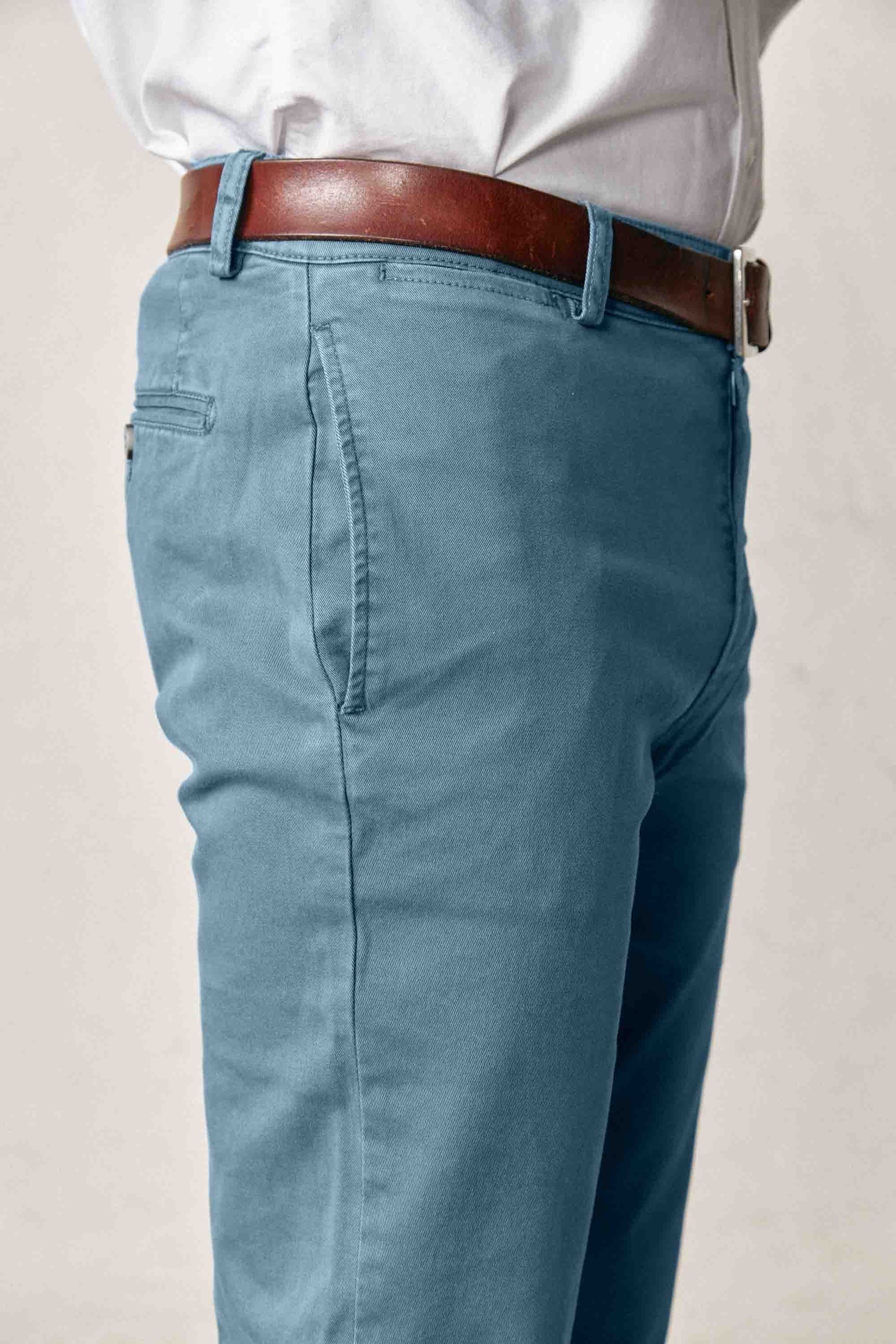 Pantalón Chino Azul Petróleo