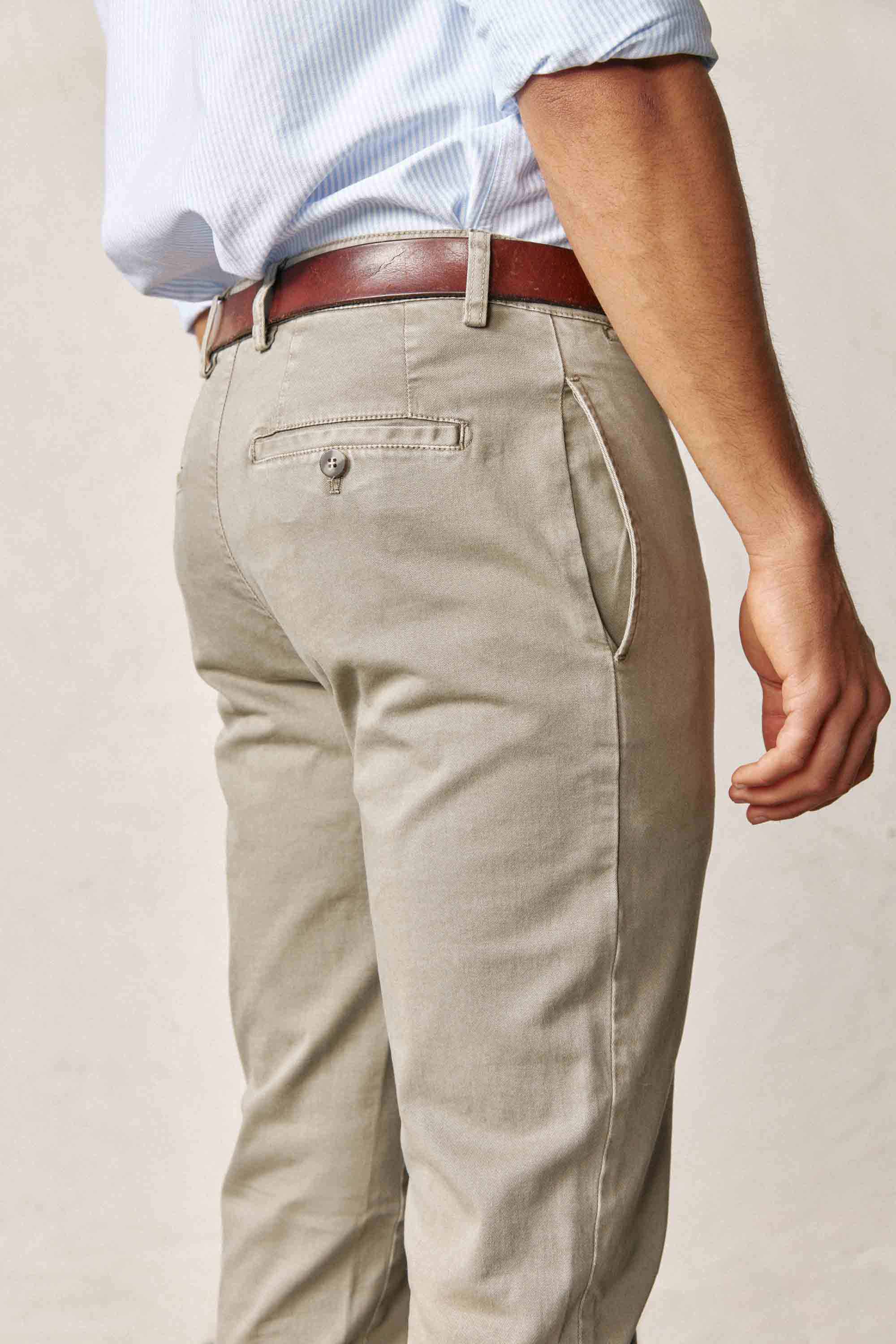 Pantalón Chino - Beige Tostado