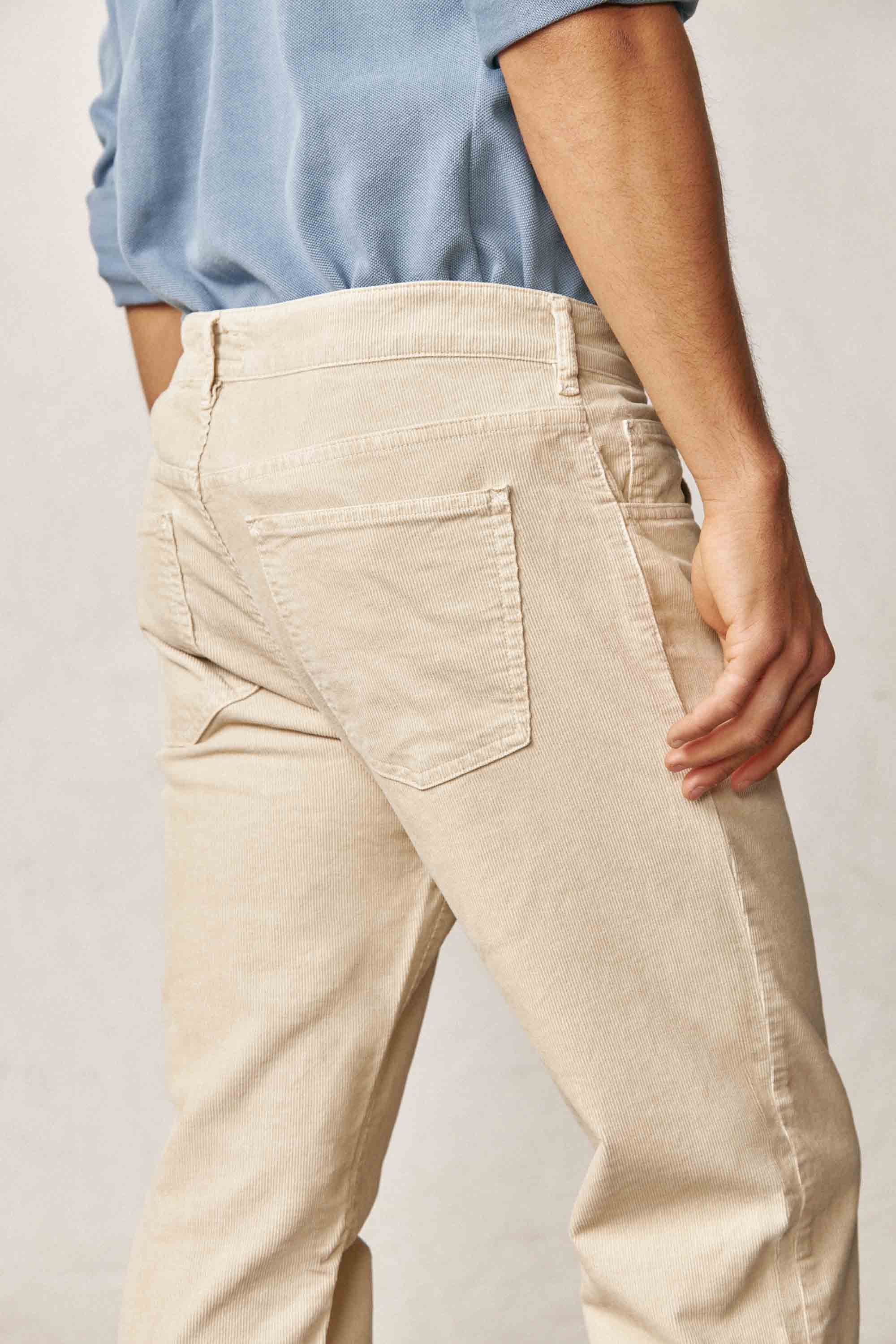 Pantalón Cinco Bolsillos Micropana - Beige Tostado